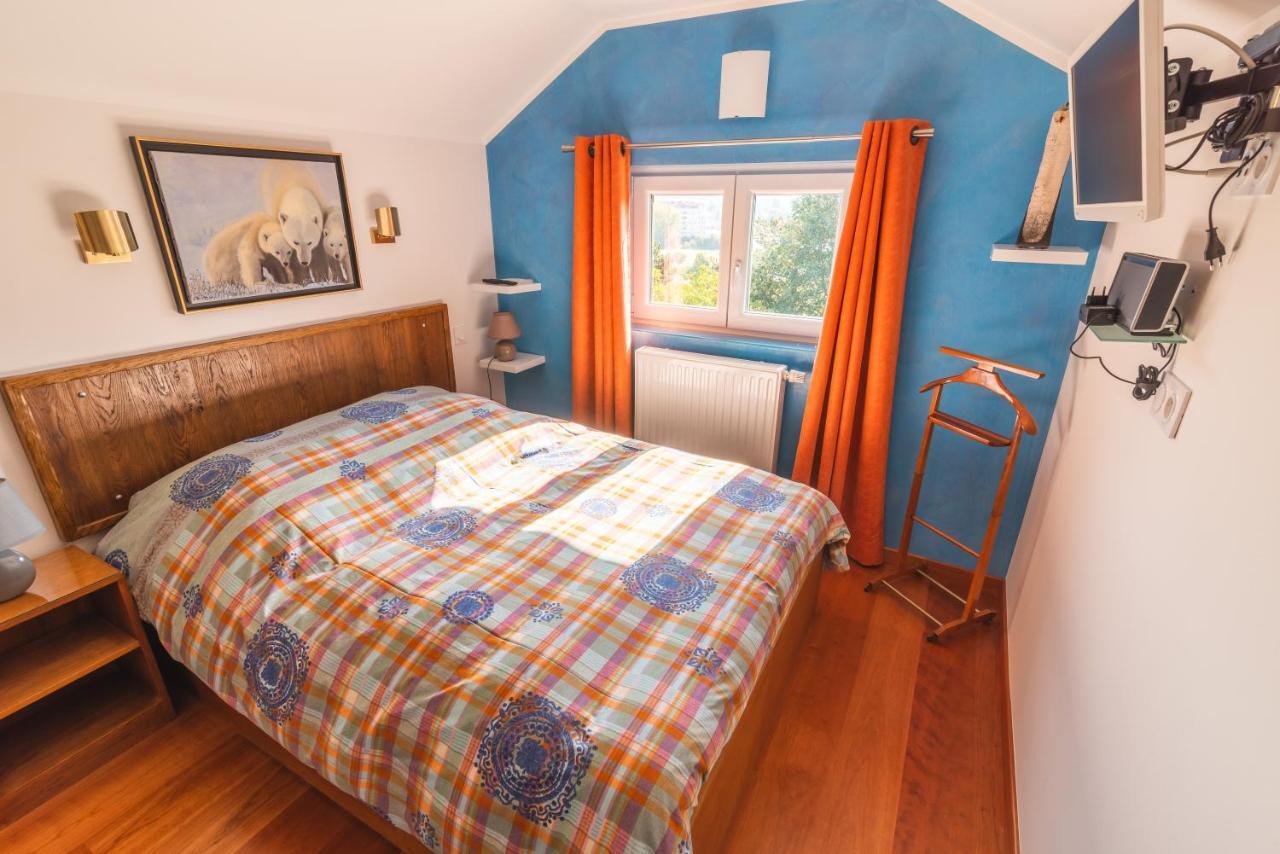 Domaine Du Pressoir Bed and breakfast Ambilly