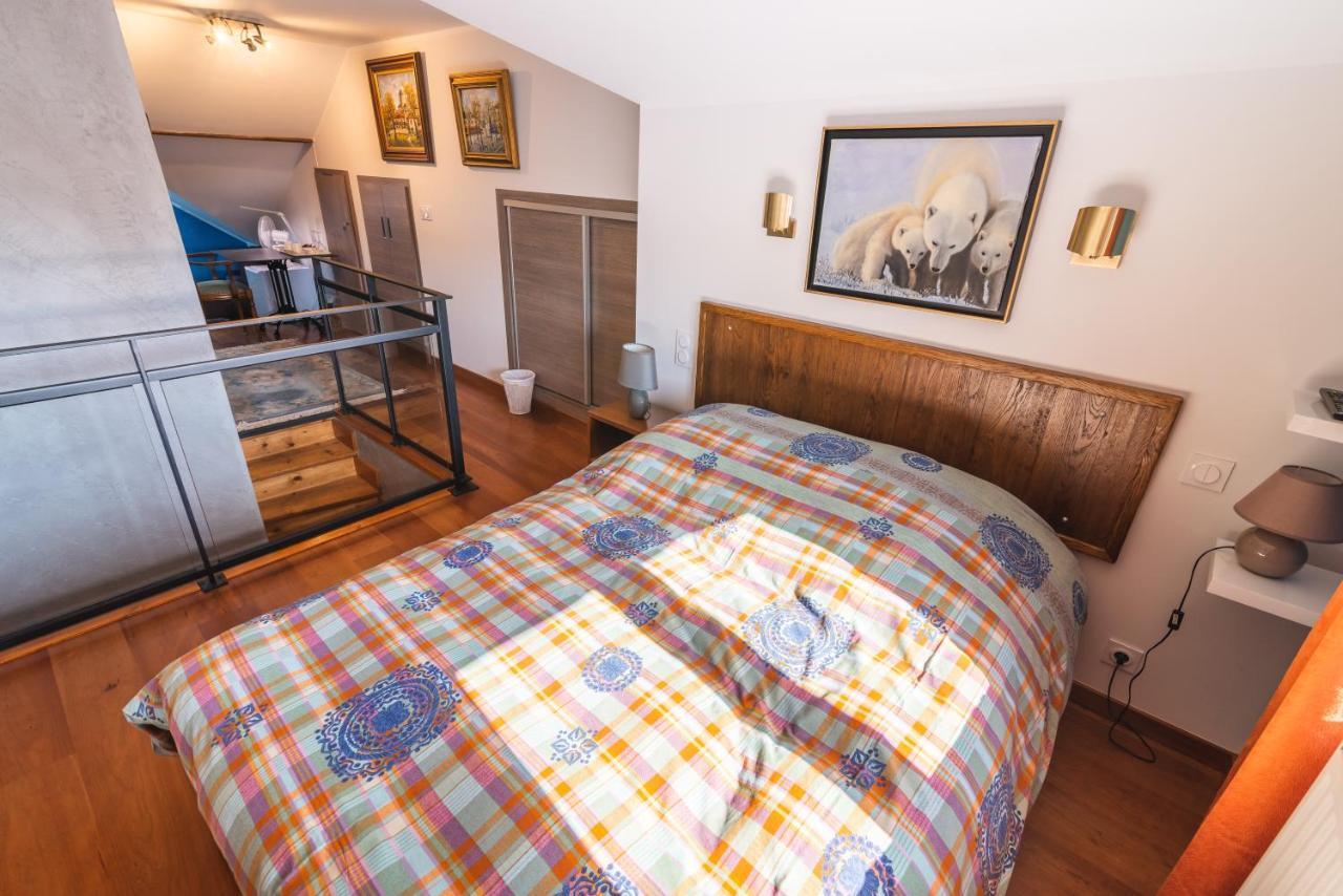Domaine Du Pressoir Bed and breakfast